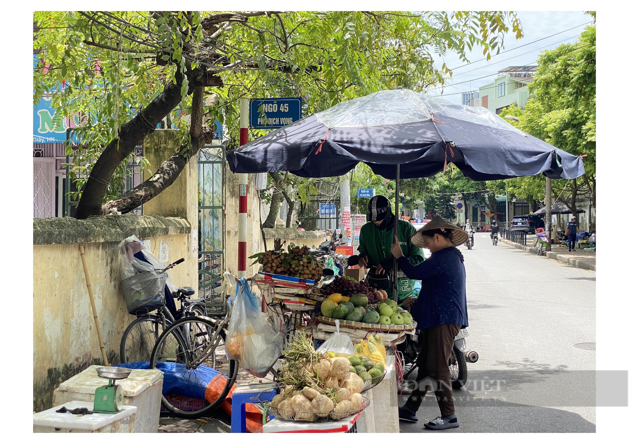 Lao động nghèo dạt ra ngoại thành tìm nhà trọ giá rẻ chỉ vài trăm nghìn đồng - Ảnh 6.