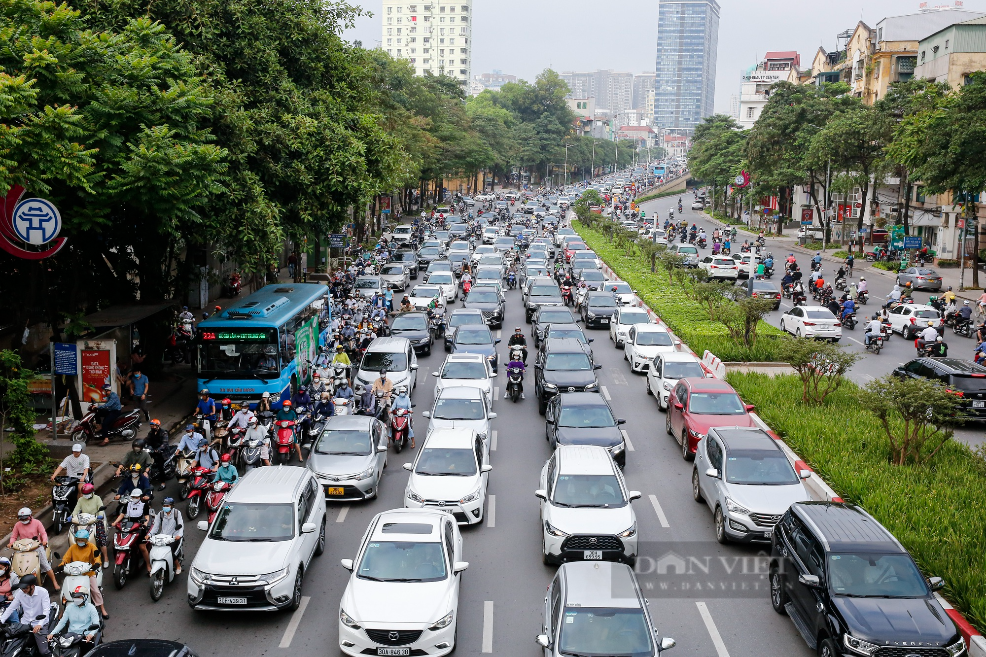 Dịp nghỉ lễ 2/9, người dân di chuyển ở Hà Nội theo đường nào để tránh ùn tắc? - Ảnh 1.