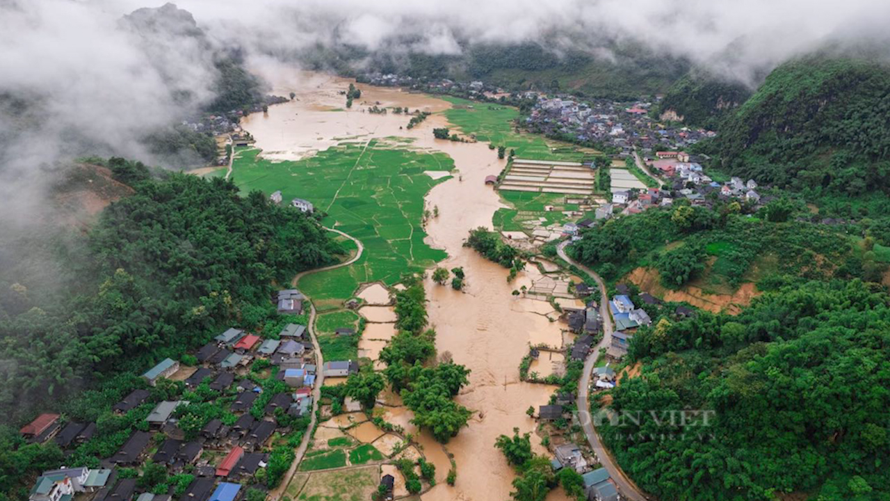 Mưa lớn trên diện rộng gây thiệt hại về nhà cửa, lúa, ngô và rau màu của nông dân Sơn La- Ảnh 1.