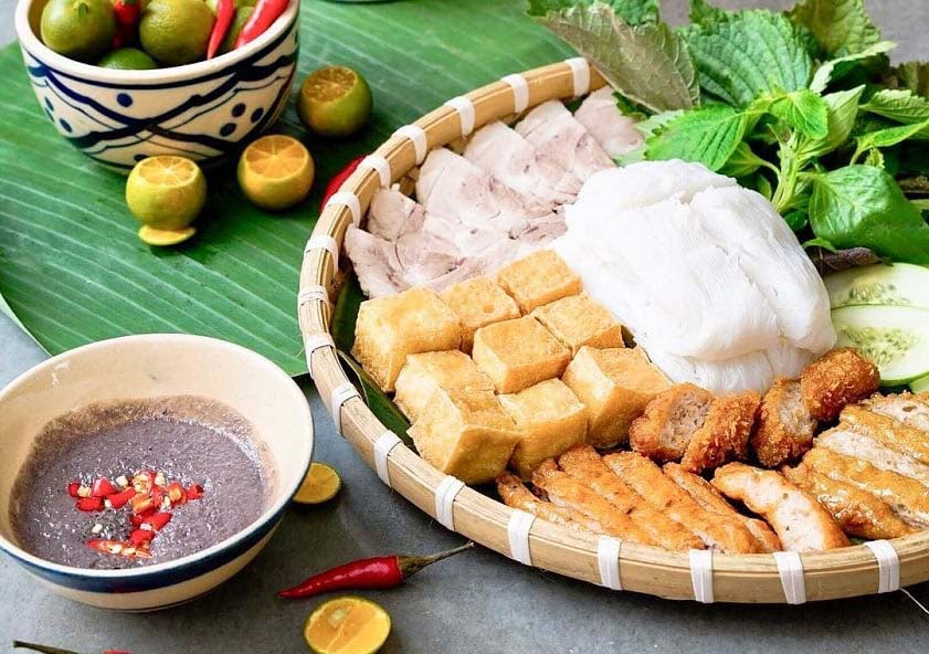 Không cứ ở Hà Nội, đến Đà Nẵng cũng dễ dàng tìm được món ăn có mùi thơm đặc trưng, nồng nàn thế này - Ảnh 8.