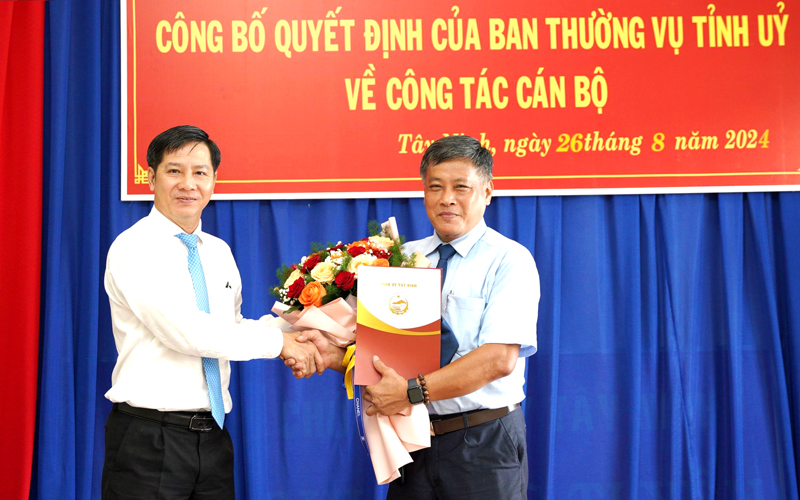 Tây Ninh có tân Phó trưởng Ban Tổ chức Tỉnh uỷ và Trưởng Ban Quản lý Khu kinh tế- Ảnh 1.