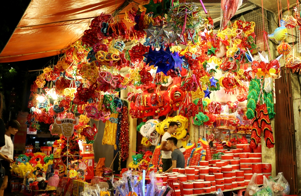 8WONDER Moon Festival: Đem mùa thu vàng châu Âu đến Việt Nam