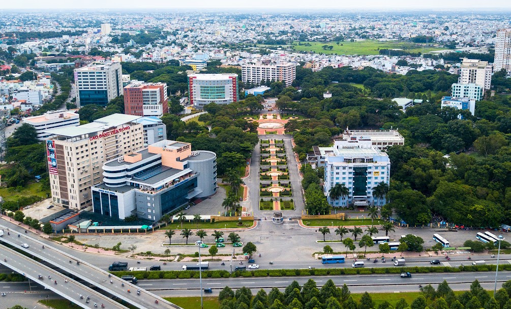 Thuê văn phòng làm việc chung ở TP.HCM đắt đến đâu?    - Ảnh 3.