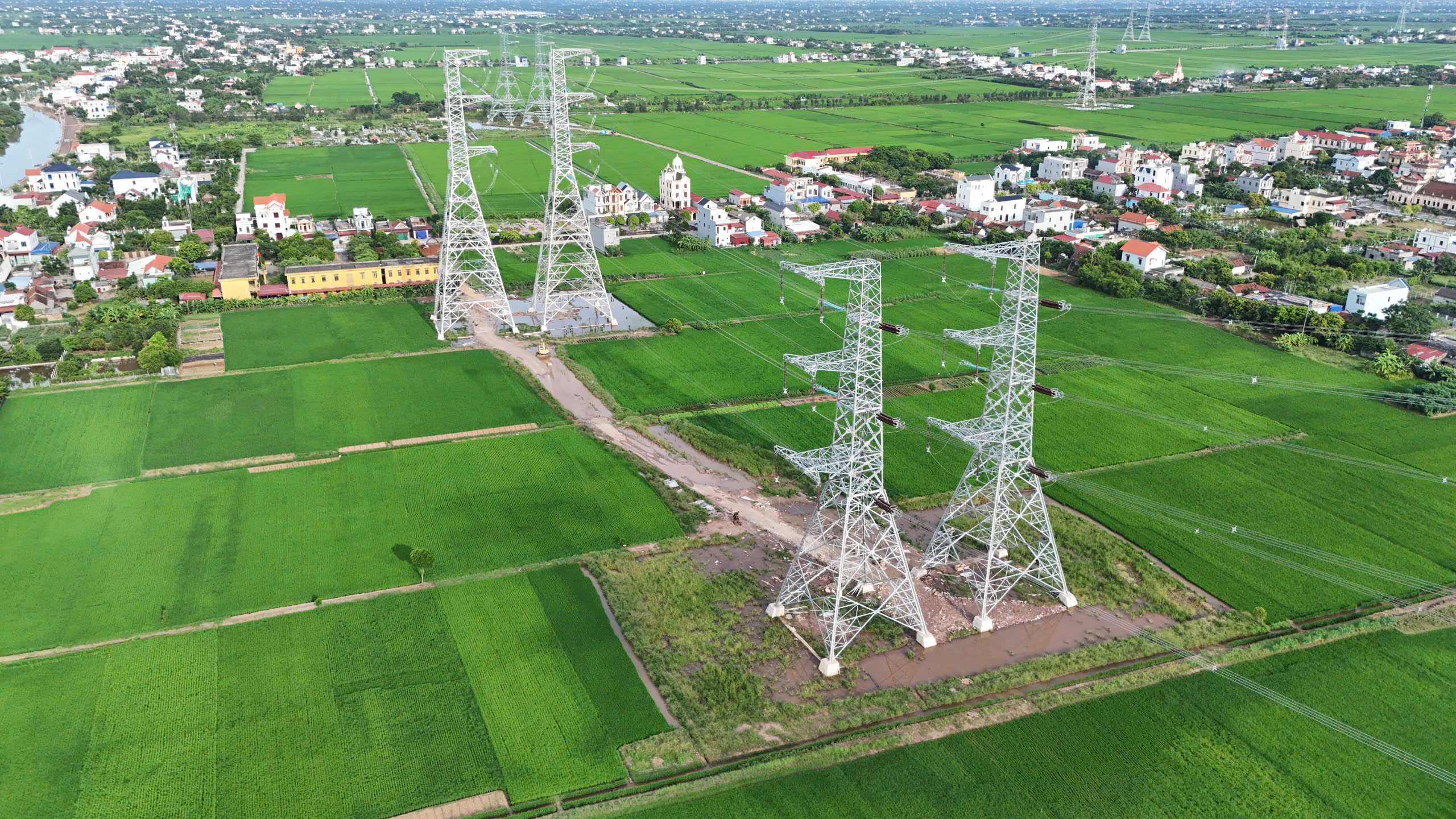 Thủ tướng: Dự án 500kV mạch 3 hoàn thành thể hiện tinh thần Việt Nam "nói là làm" - Ảnh 4.