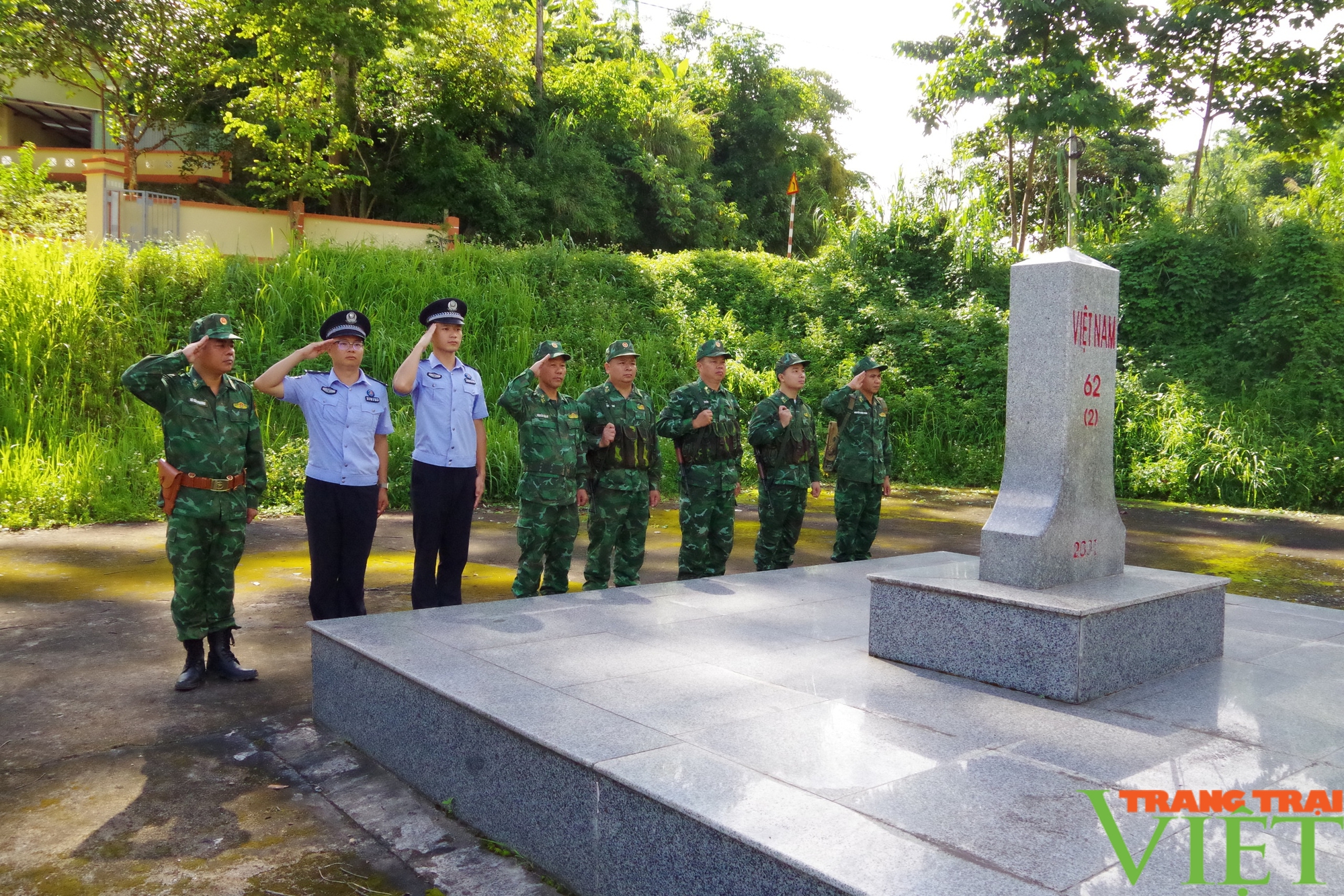 Bộ đội Biên phòng Lai Châu tuần tra liên hợp chấp pháp trên biên giới - Ảnh 5.