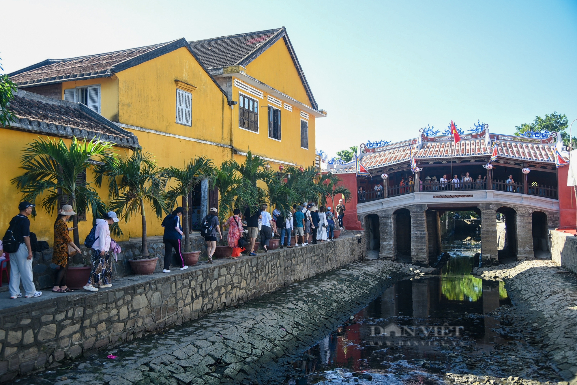 Du khách đổ xô check-in Chùa Cầu - Hội An sau trùng tu đã bất ngờ nhận xét thế này- Ảnh 12.