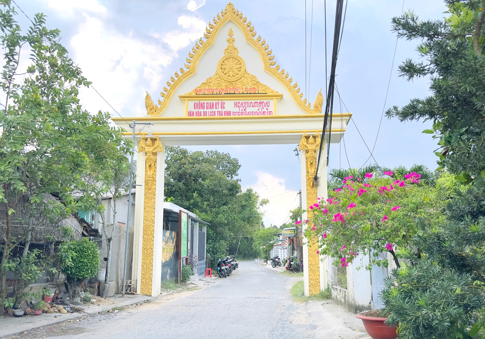 Trà Vinh vừa bảo tồn văn hóa truyền thống vừa phát triển du lịch vùng đồng bào dân tộc thiểu số- Ảnh 1.