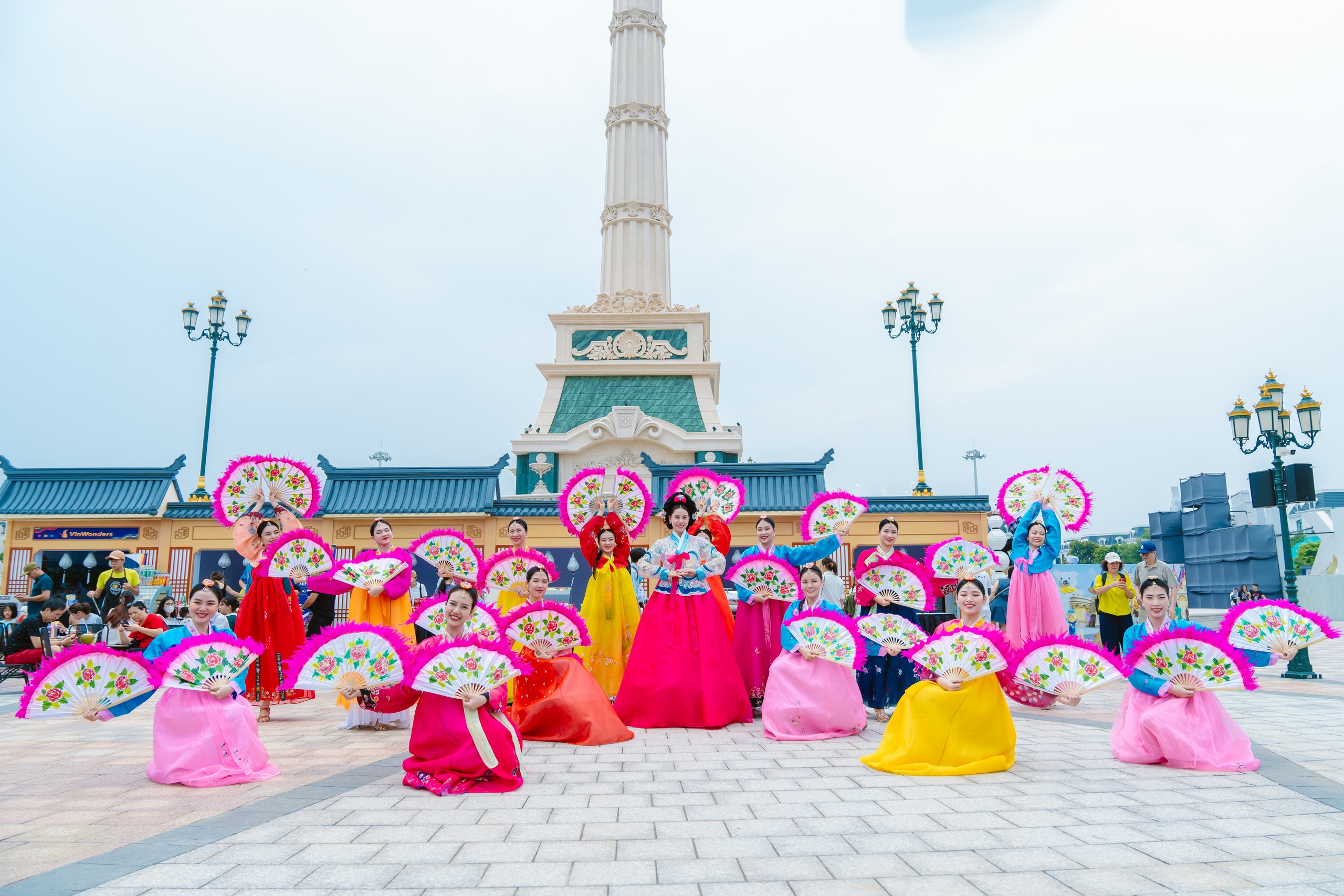 Trải nghiệm văn hóa Á Đông đặc sắc tại Lễ hội mùa thu 8WONDER Moon Festival