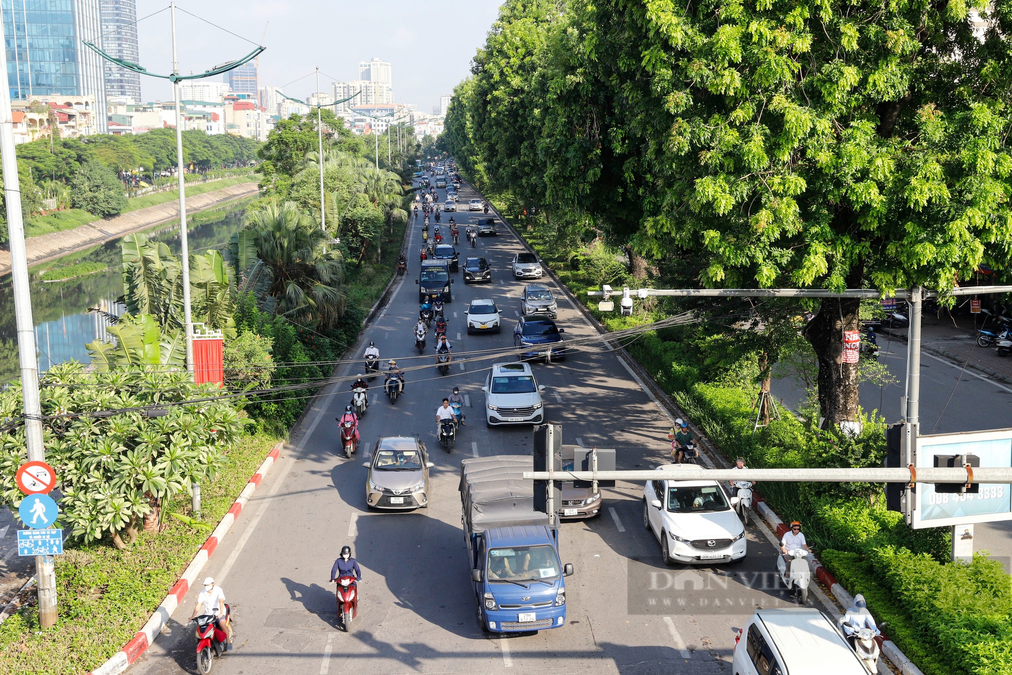 Giao thông trái ngược tại nội thành và cửa ngõ Hà Nội ngày đầu nghỉ lễ 2/9- Ảnh 8.