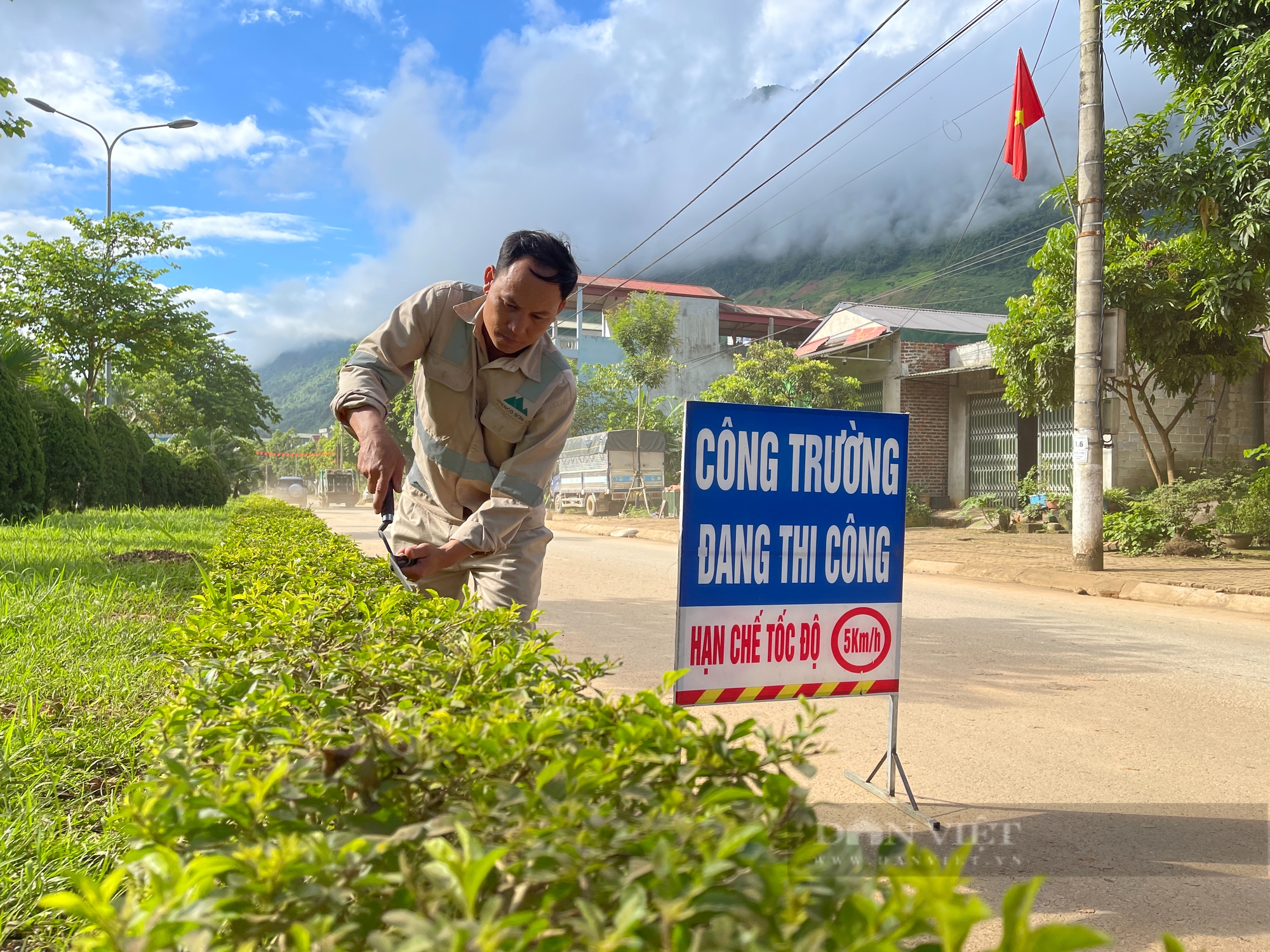 Sơn La: Quỳnh Nhai rộn ràng trước ngày lễ lớn - Ảnh 5.