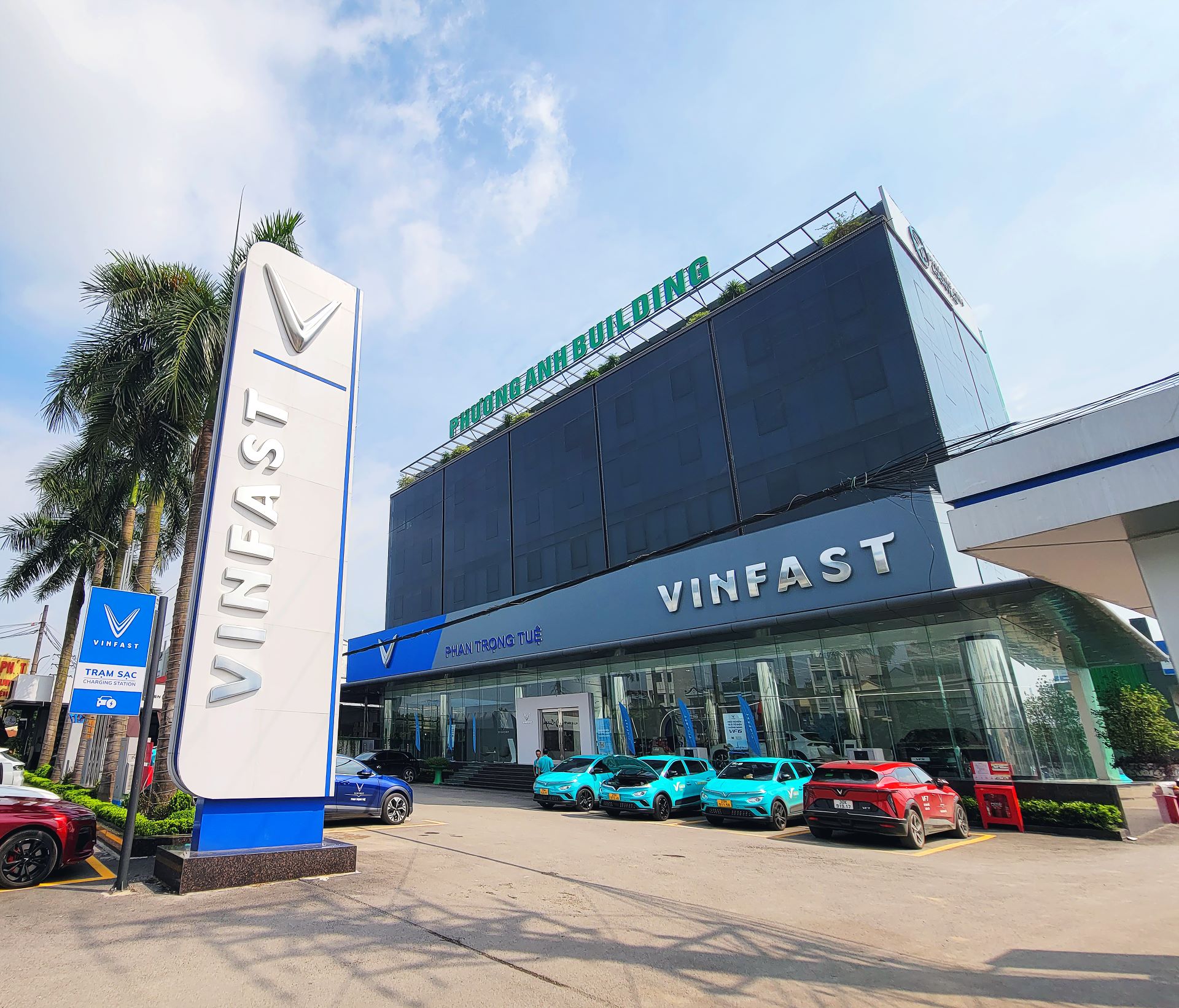 Đẳng cấp showroom xe điện VinFast Phan Trọng Tuệ với diện tích khủng 8.000m2