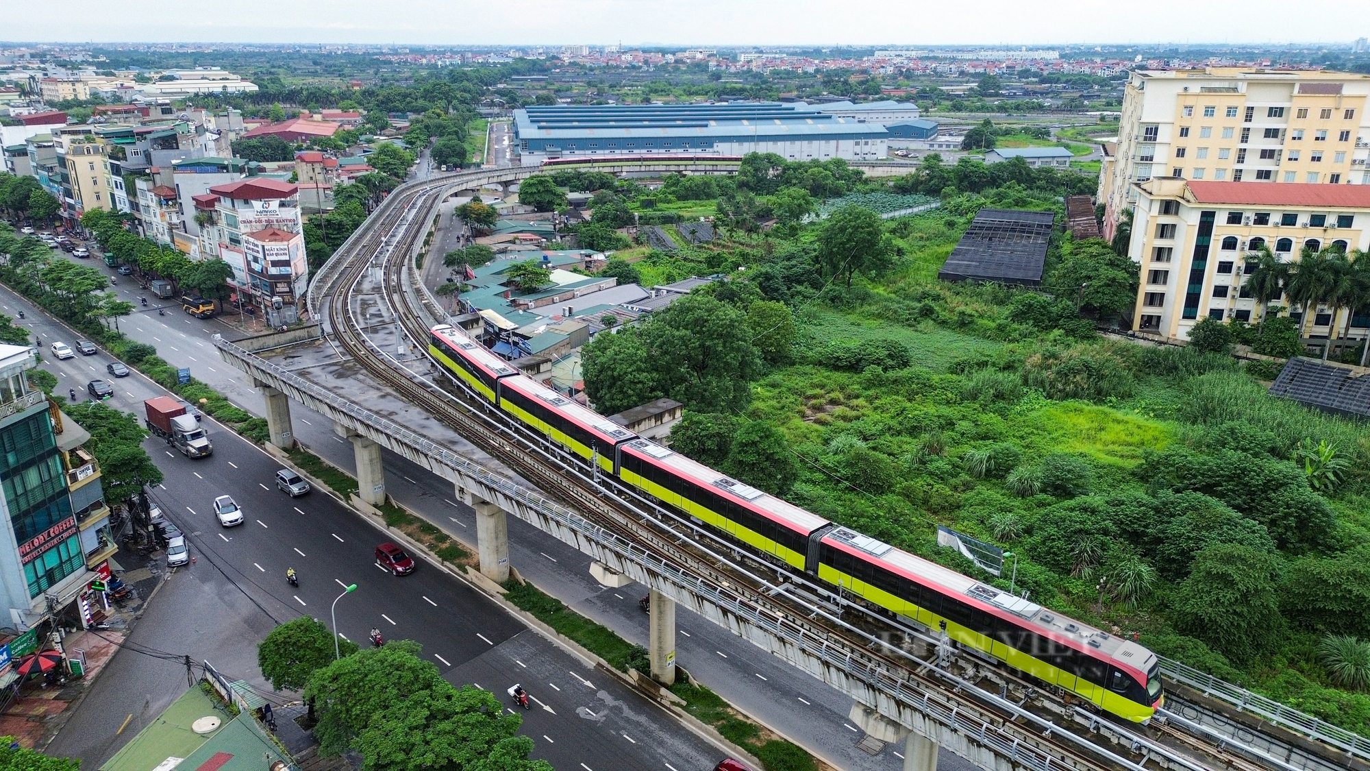 Ngắm nhìn tàu đường sắt Nhổn – Ga Hà Nội chạy vun vút trước ngày vận hành thương mại- Ảnh 12.