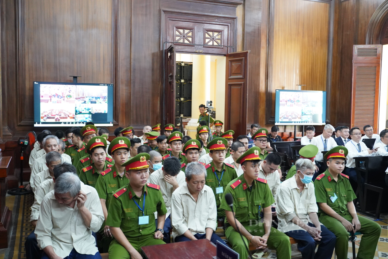 Viện kiểm sát: Hai cựu Cục trưởng Cục Đăng kiểm Việt Nam phải chịu trách nhiệm người đứng đầu- Ảnh 1.