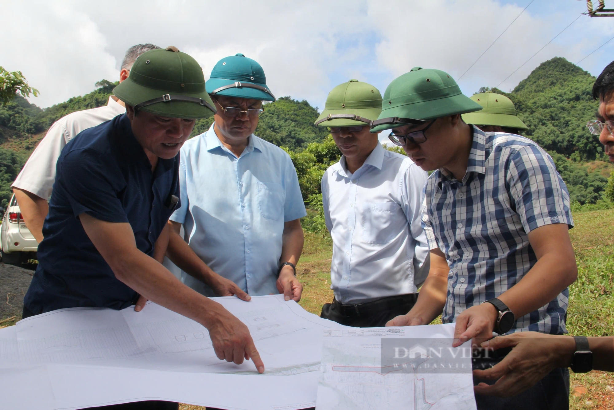 Lãnh đạo tỉnh Sơn La kiểm tra công tác phòng chống, khắc phục hậu quả mưa lũ tại các điểm xung yếu- Ảnh 3.