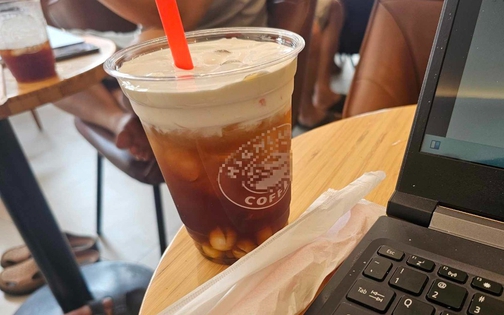 Người Việt thích cà phê nhưng thị trường không màu mỡ cho Starbucks - Ảnh 2.