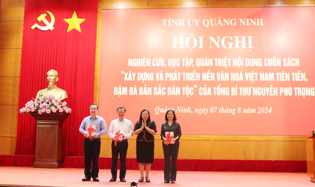 Quảng Ninh: Tiên phong nghiên cứu, học tập ội dung cuốn sách của Tổng Bí thư Nguyễn Phú Trọng- Ảnh 3.