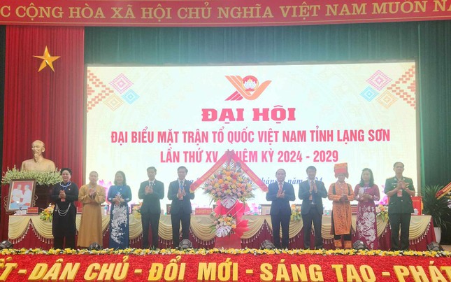 Ông Nguyễn Hoàng Tùng tiếp tục làm Chủ tịch MTTQ Việt Nam tỉnh Lạng Sơn - Ảnh 3.