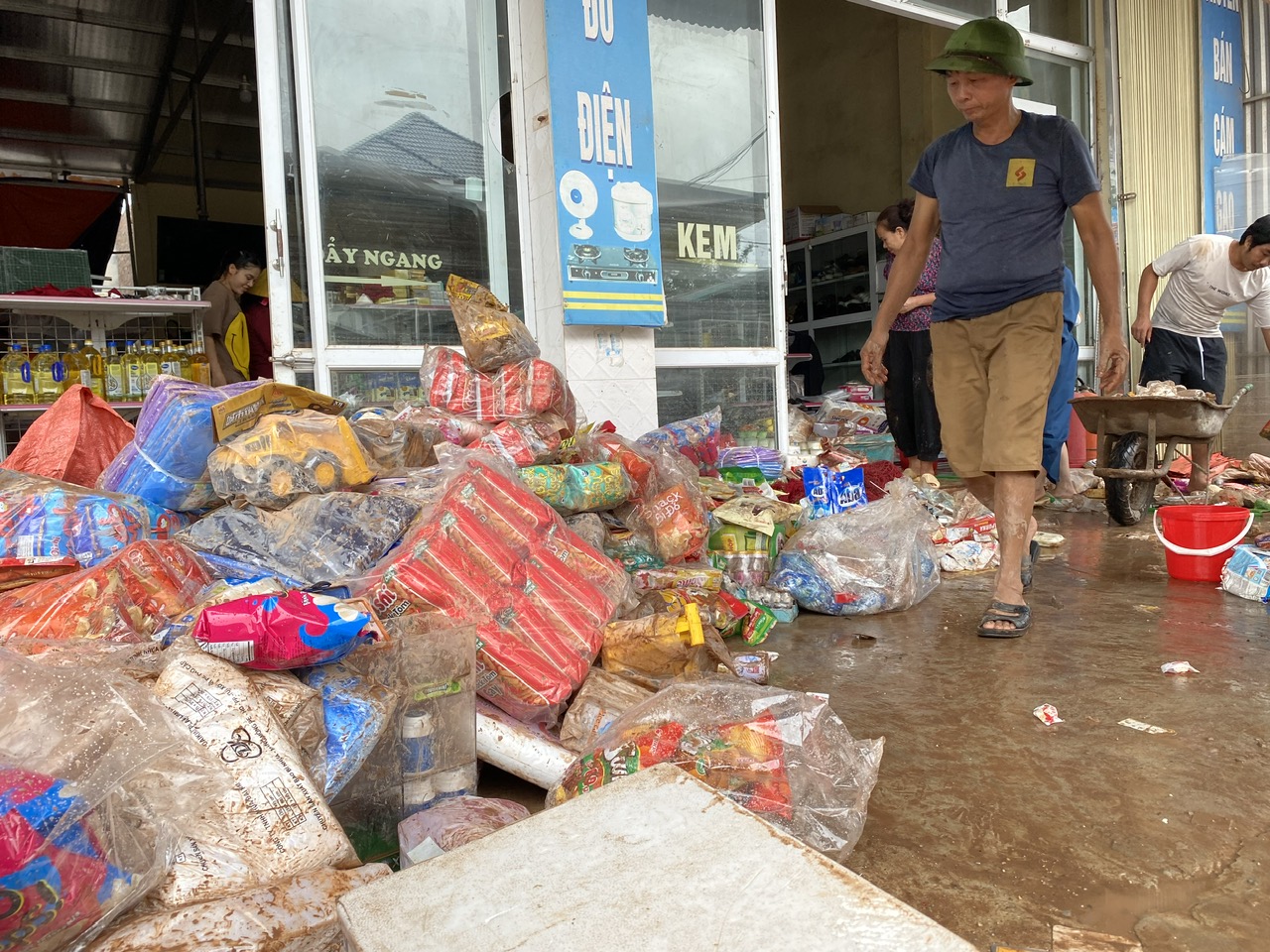 Thủ tướng Chính phủ ra công điện về việc tập trung khắc phục hậu quả bão số 3 và mưa lũ sau bão - Ảnh 2.