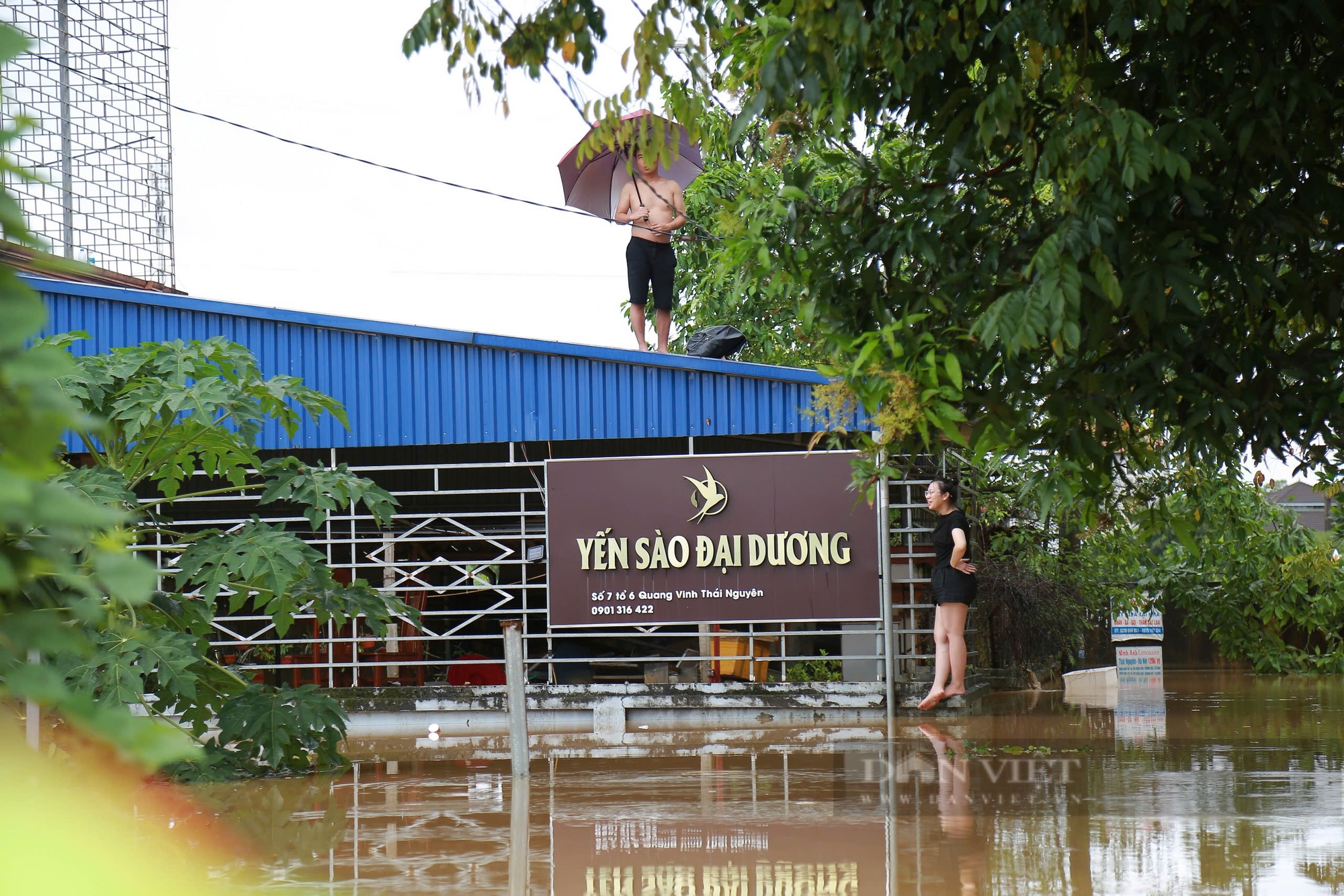 Những hình ảnh cứu hộ mới nhất tại tỉnh Thái Nguyên: Hàng nghìn chiến sỹ bộ đội, công an có mặt sơ tán người dân - Ảnh 41.