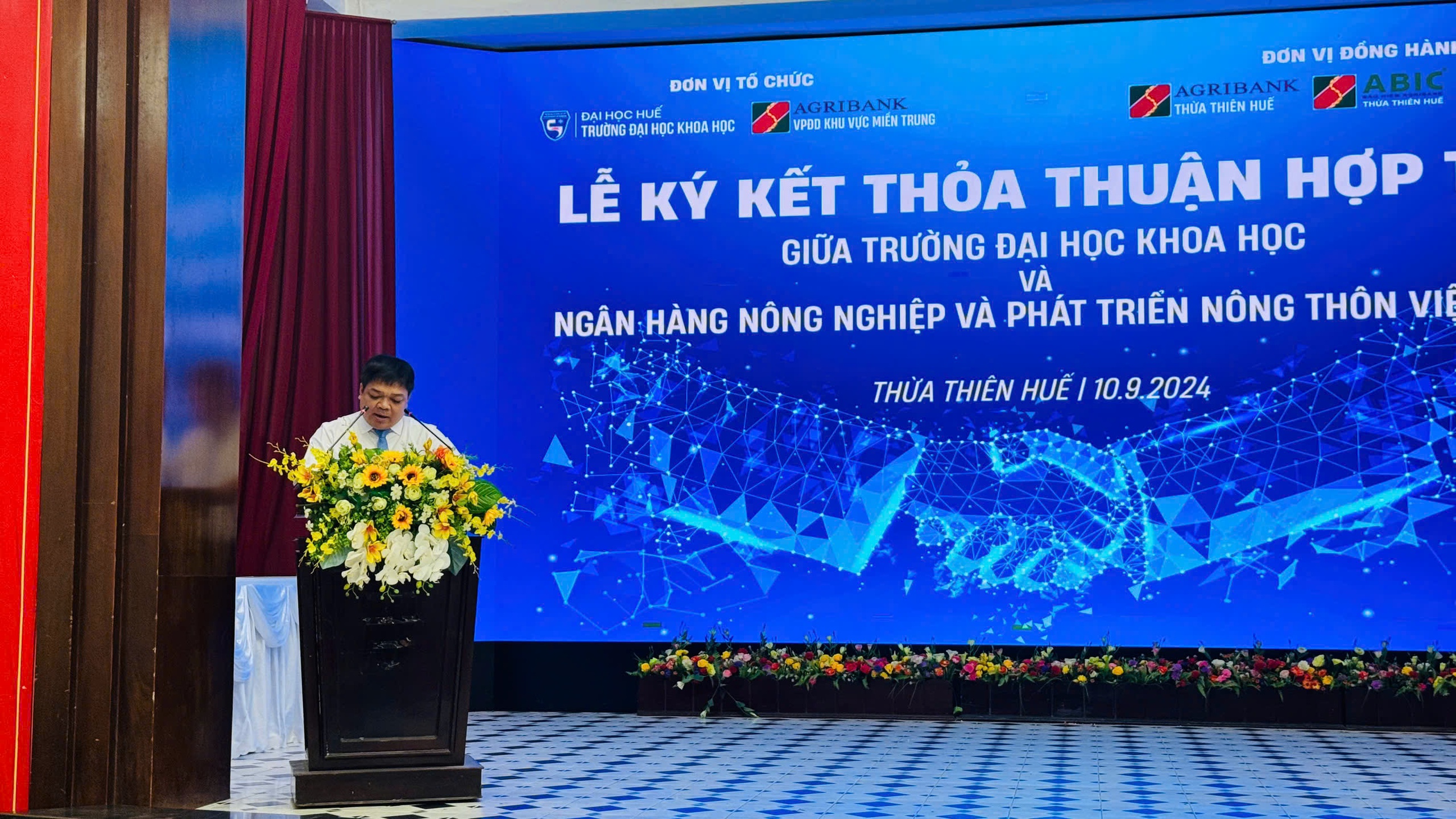 Agribank và Trường Đại học Khoa học - Đại học Huế ký kết thỏa thuận hợp tác toàn diện