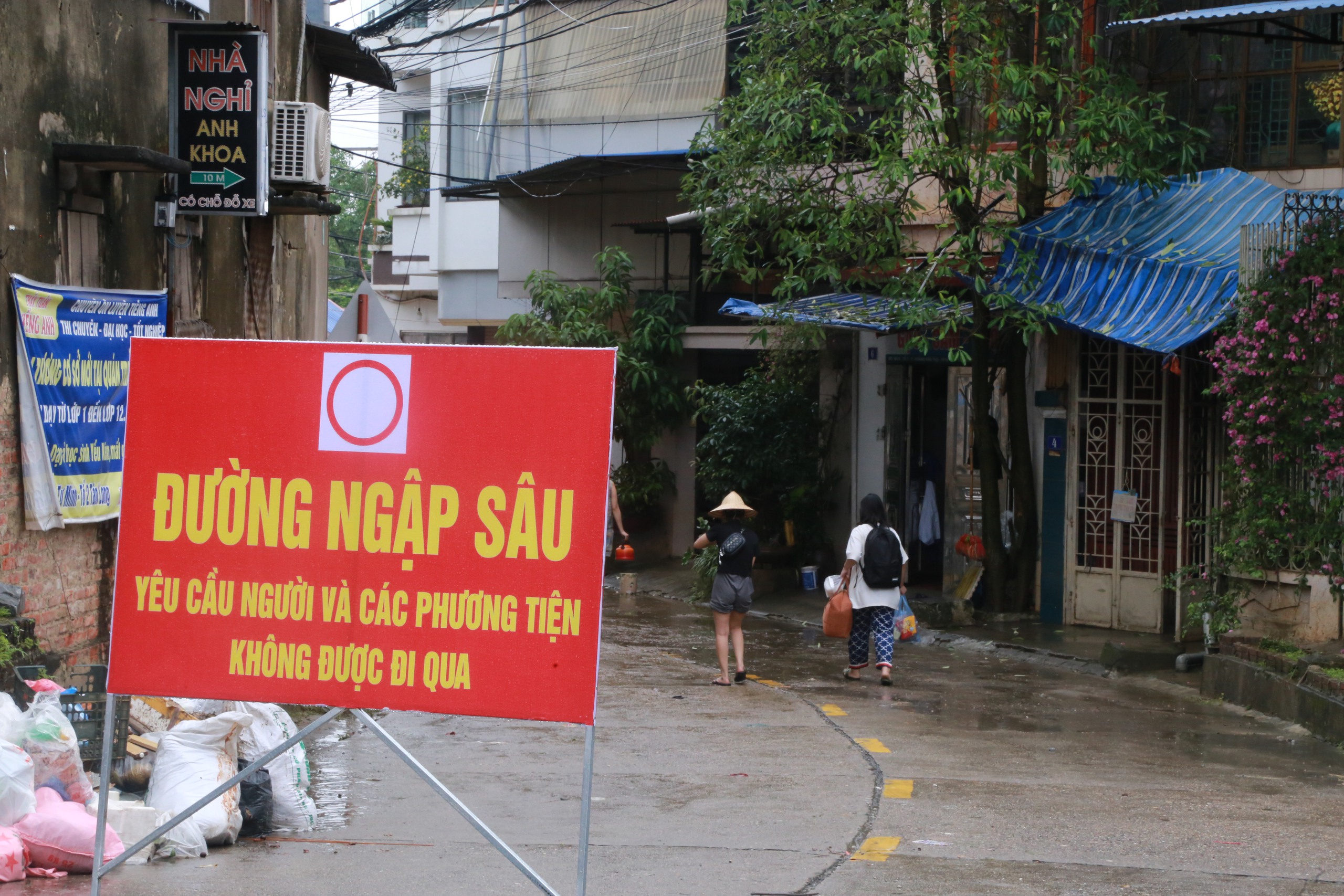 Tin vui: Nước lũ rút nhanh, người dân Thái Nguyên trở về sau trận lũ lịch sử - Ảnh 14.