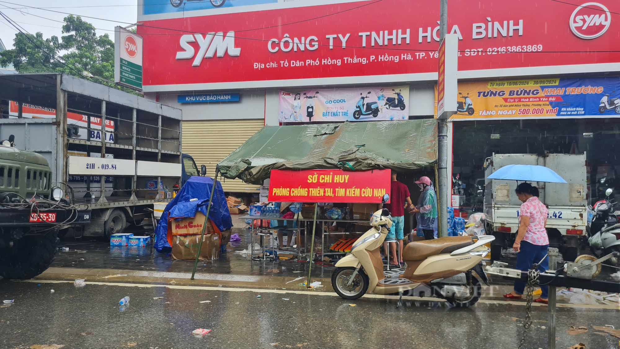 Mưa vẫn trút xuống, công tác khắc phục hậu quả mưa lũ tại Yên Bái gặp nhiều khó khăn  - Ảnh 1.