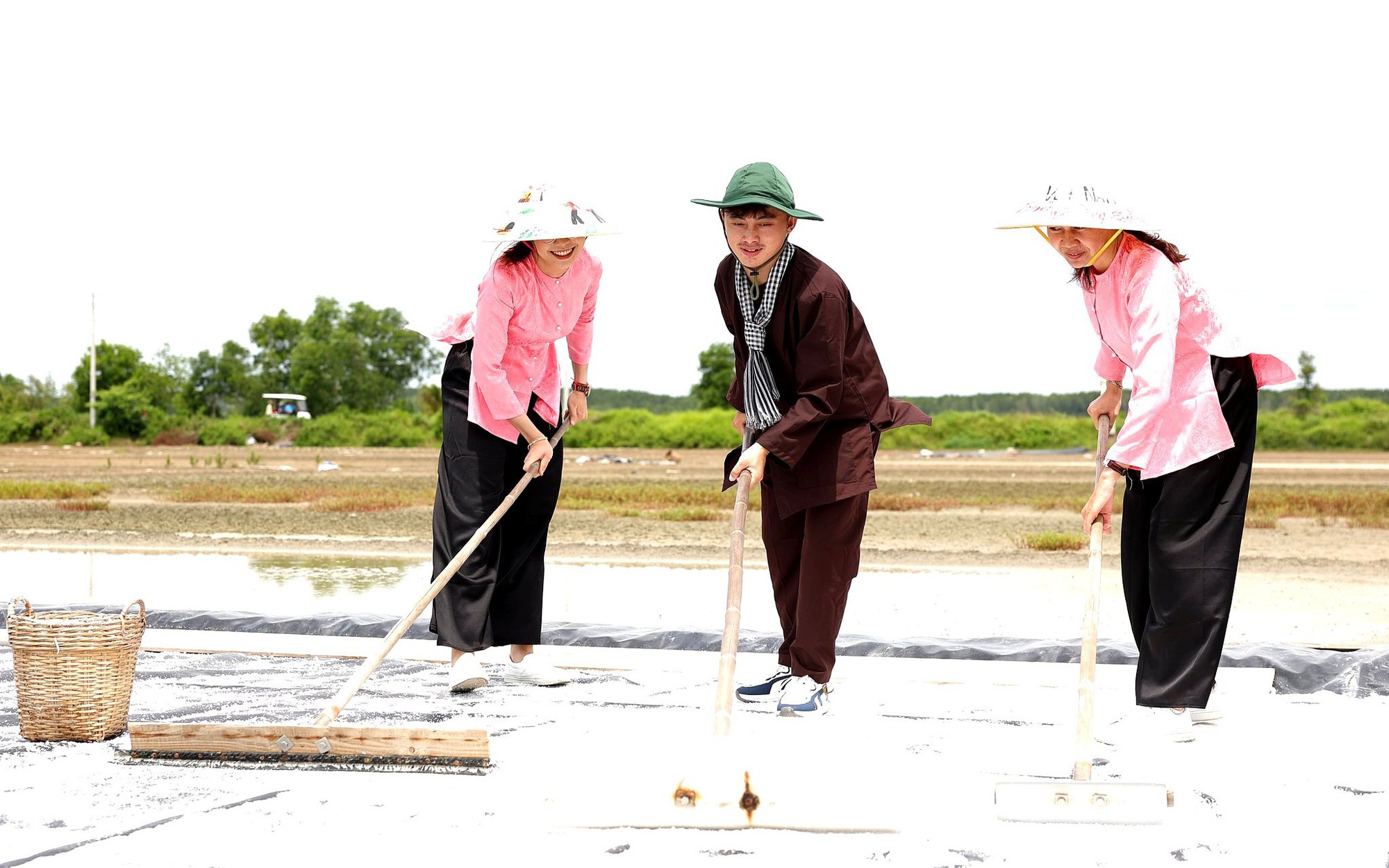 Nhiều giải pháp hay phát triển làng nghề, ngành nghề nông thôn ở Bình Chánh - Ảnh 1.