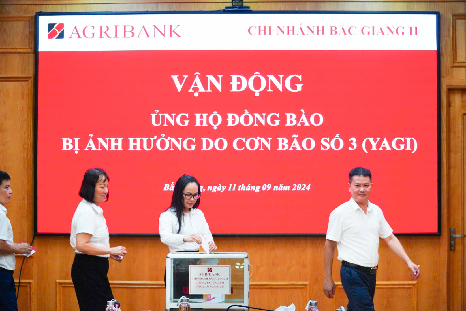 Agribank đồng hành cùng đồng bào khắc phục hậu quả bão lũ miền Bắc