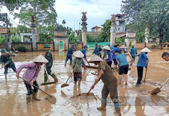 Tổng Bí thư, Chủ tịch nước Tô Lâm làm việc với tỉnh Phú Thọ về công tác phòng, chống lụt bão- Ảnh 7.