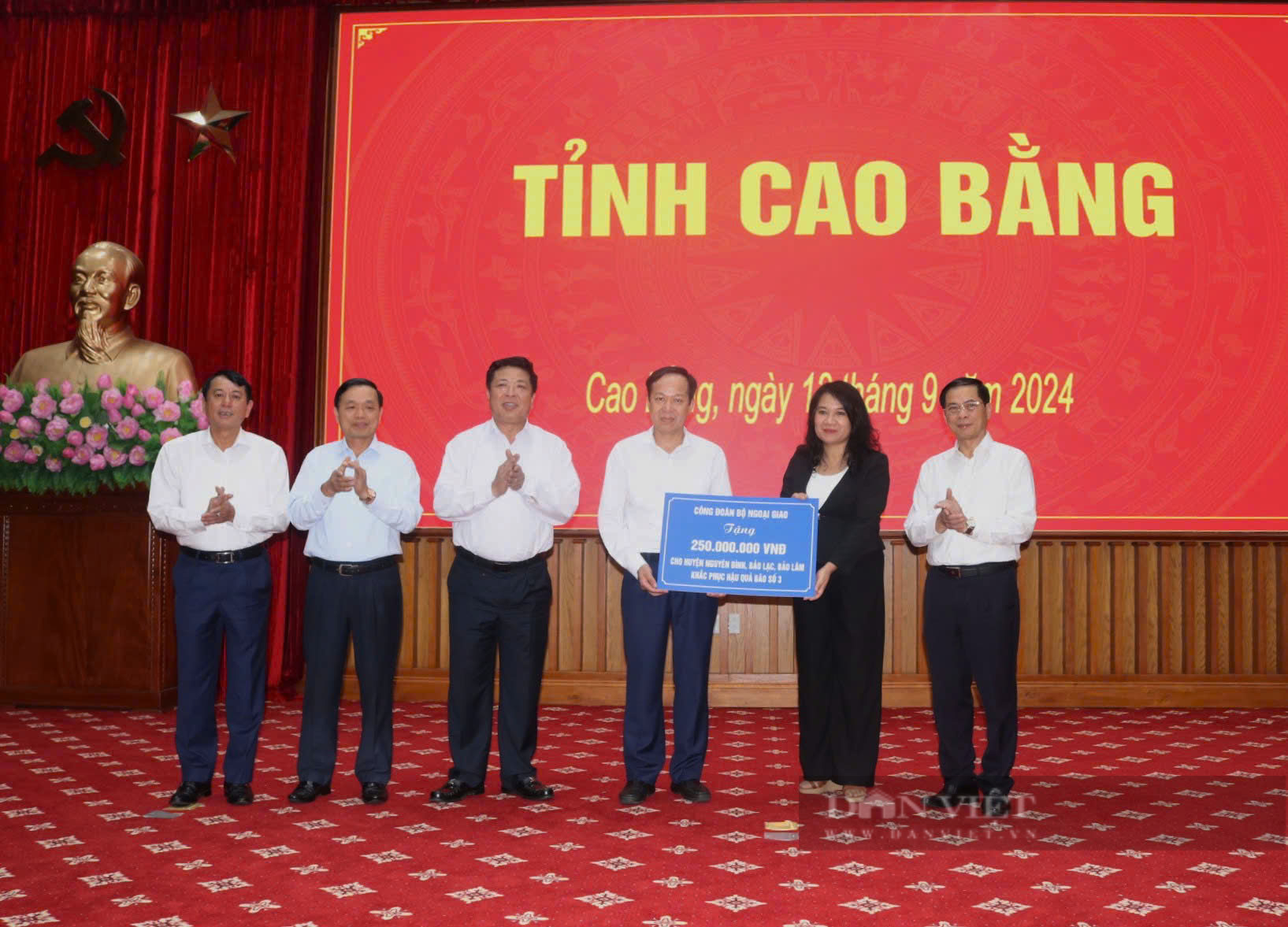 Phó Thủ tướng Bùi Thanh Sơn: Cao Bằng cần xác định các giải pháp để phát triển cửa khẩu thông minh- Ảnh 3.