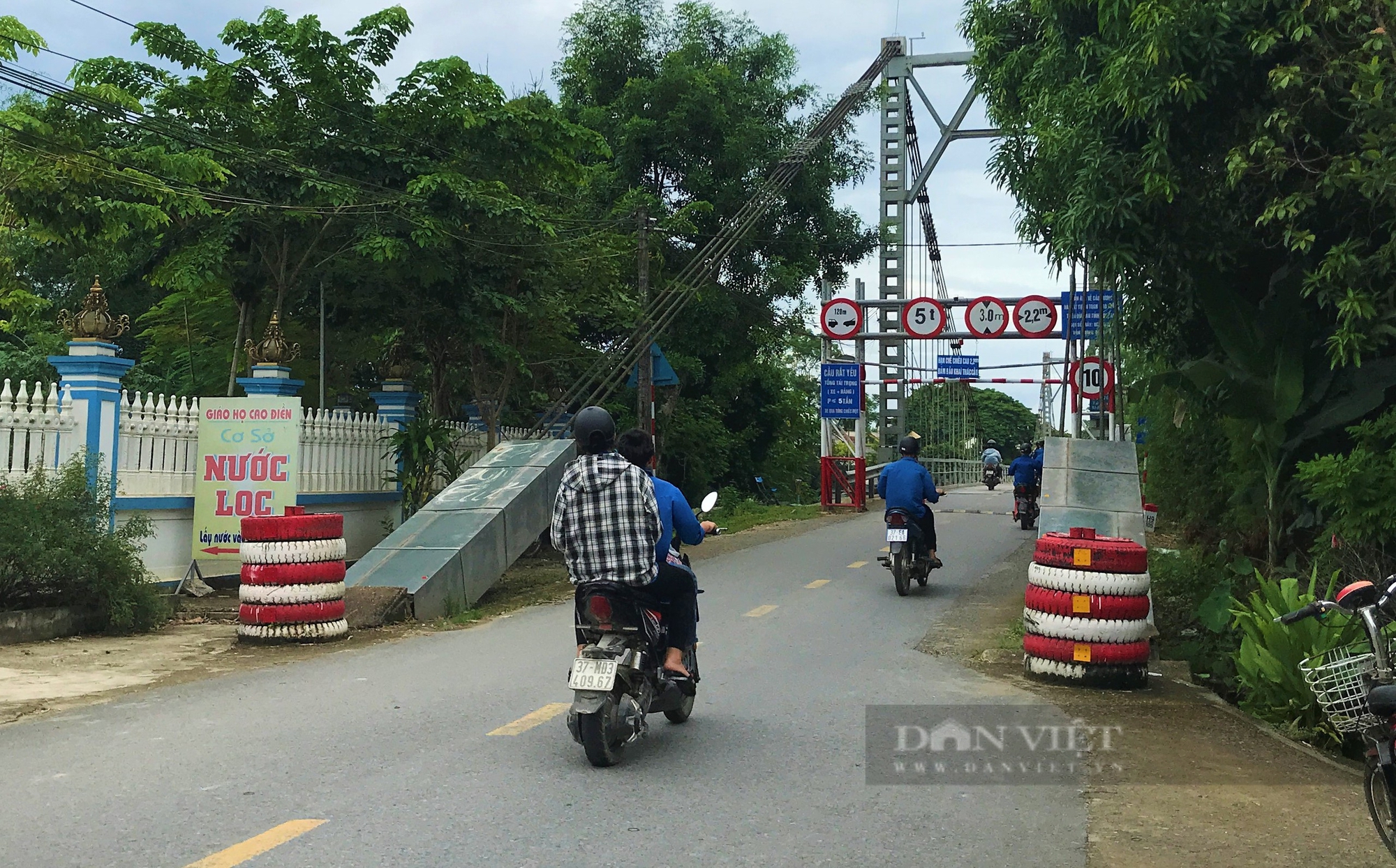 Cầu treo Sông Giăng ở Nghệ An gần 40 năm tuổi xuống cấp, người đi lại nơm nớp- Ảnh 10.