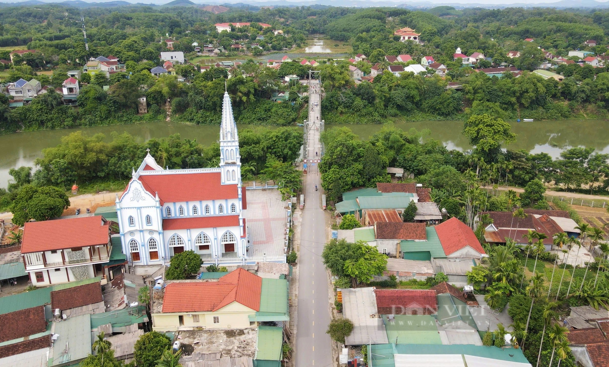 Cầu treo Sông Giăng ở Nghệ An gần 40 năm tuổi xuống cấp, người đi lại nơm nớp- Ảnh 13.