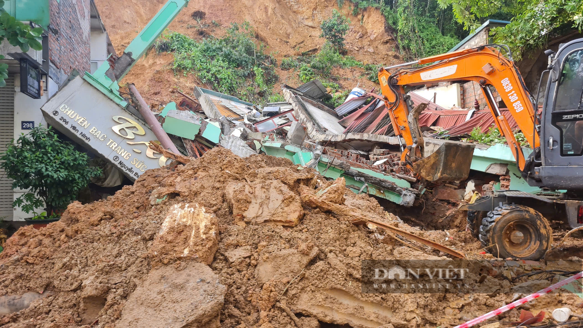 Thành Phố Yên Bái: Nắng đã lên, nước đã rút, khó khăn sau lũ không chỉ là bùn rác - Ảnh 3.