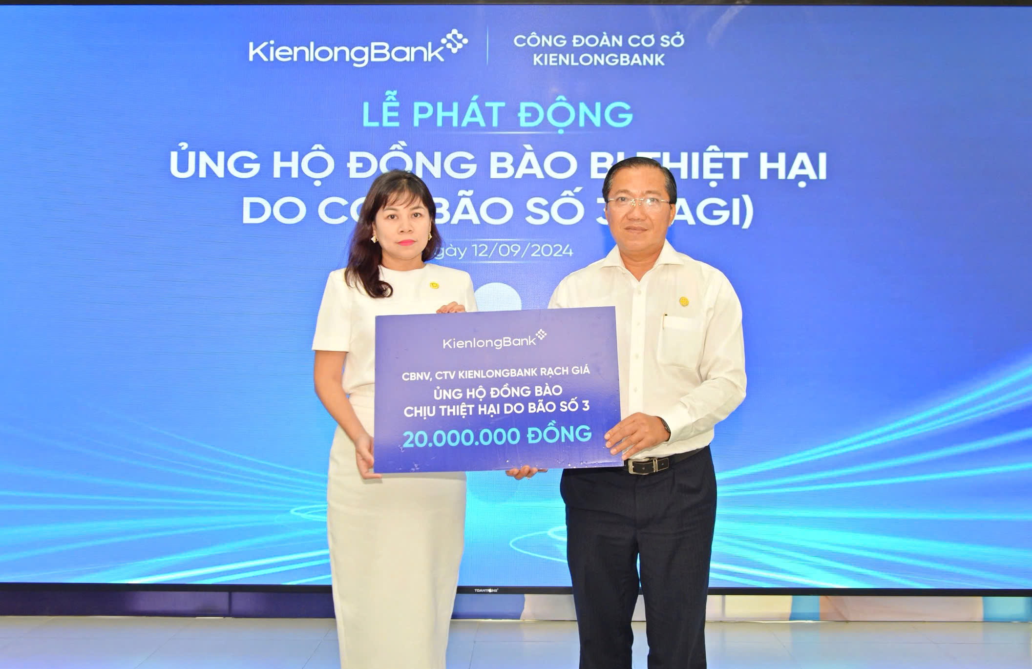 KienlongBank vì miền Bắc thương yêu - Ảnh 1.