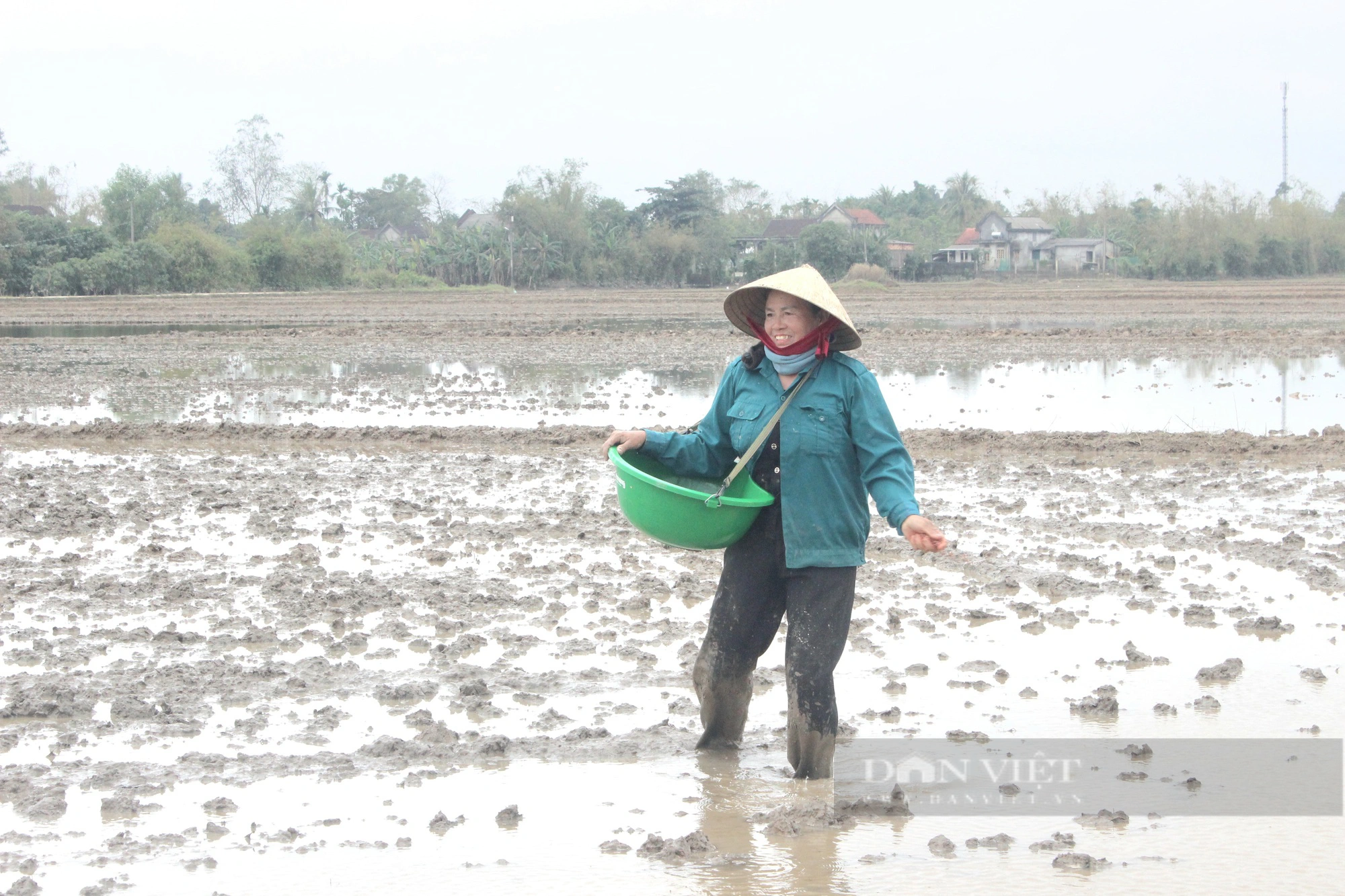 Liên kết 4 nhà, cánh đồng không dấu chân: Bí quyết thành công Tổng Công ty sông Gianh - Ảnh 1.