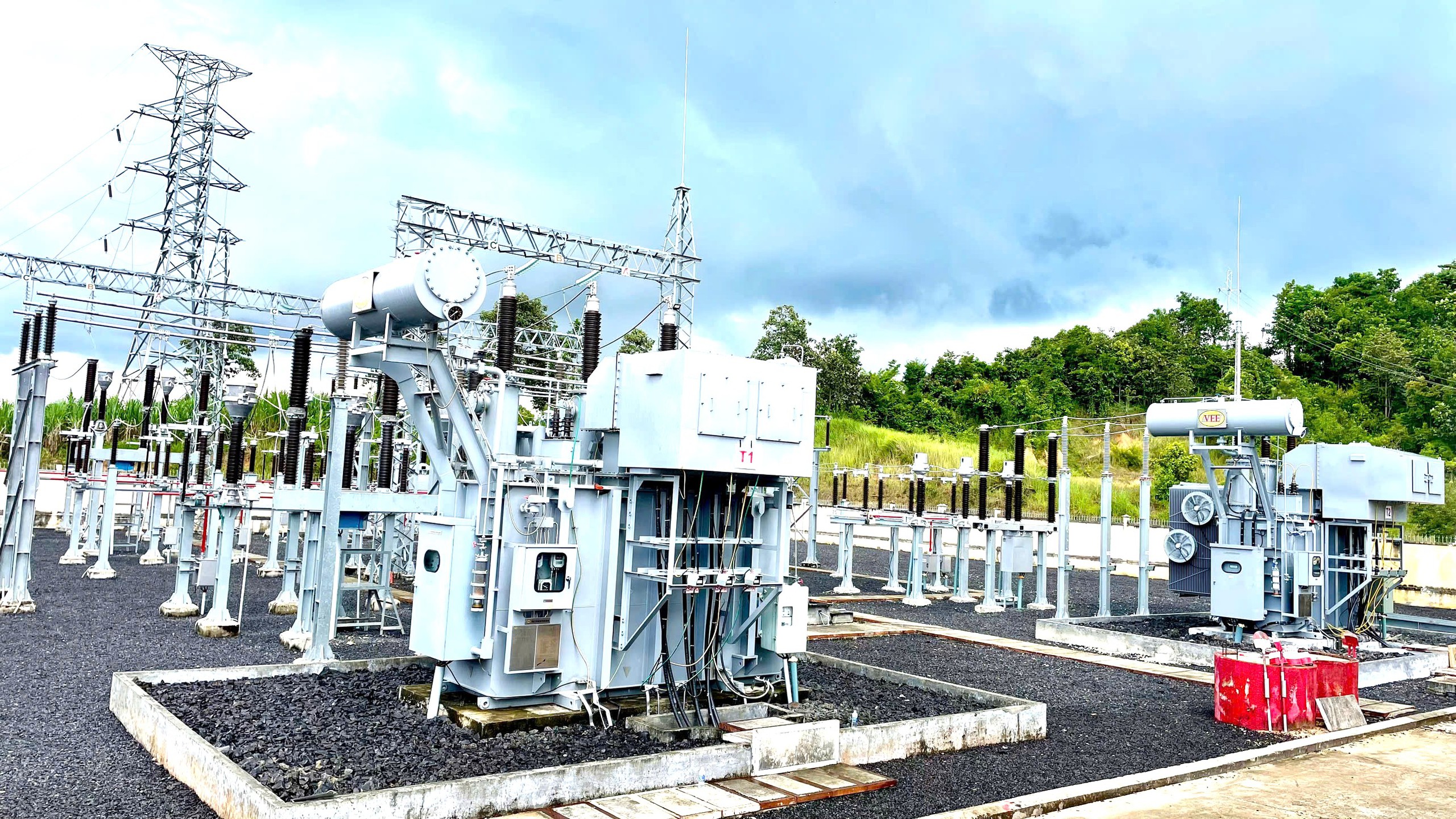 Đóng điện và vận hành máy biến áp T2 trạm biến áp 110kV Krông Nô - Ảnh 3.