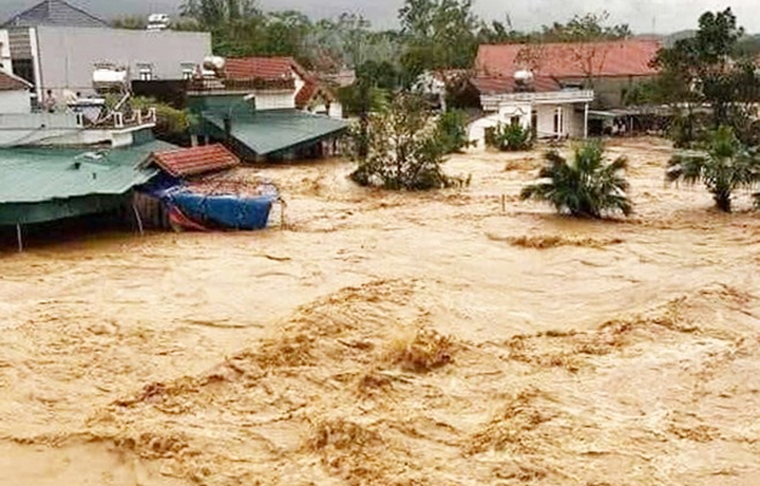 Lật tẩy thủ đoạn của tổ chức Việt Tân lợi dụng bão lũ để xuyên tạc, chống phá - Ảnh 1.