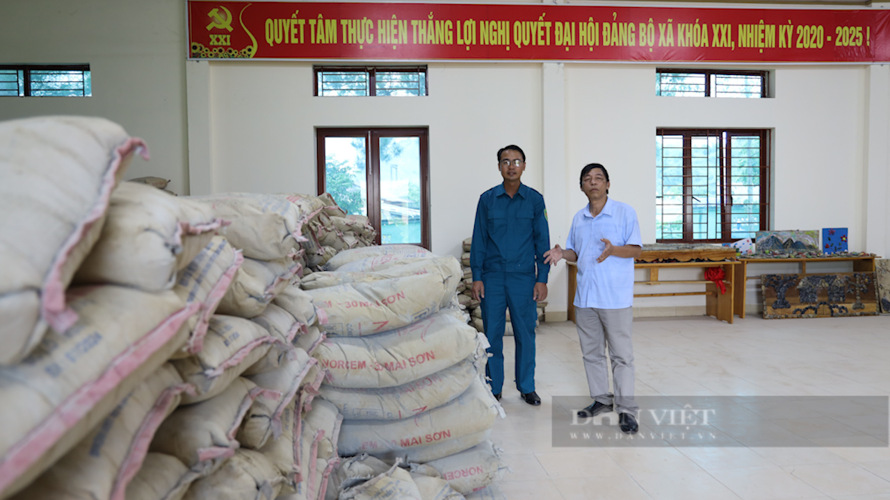 Báo Nông thôn Ngày nay/điện tử Dân Việt gửi những xuất qùa đến vùng lũ Sơn La - Ảnh 7.