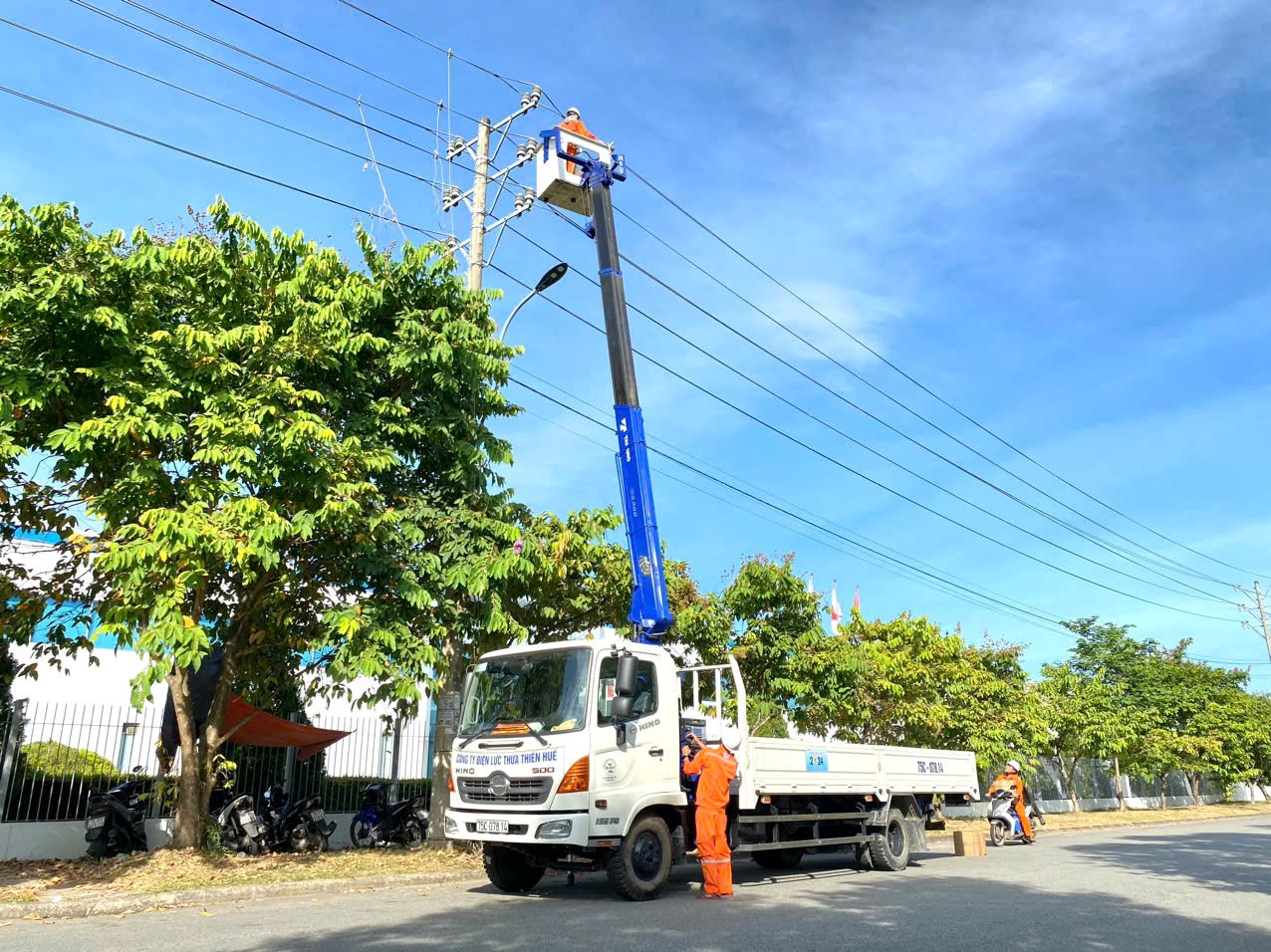 Bảo Trì, Bảo Dưỡng Hệ Thống Điện Đảm Bảo Hoạt Động Vững Vàng Của Khu Công Nghiệp Phú Bài