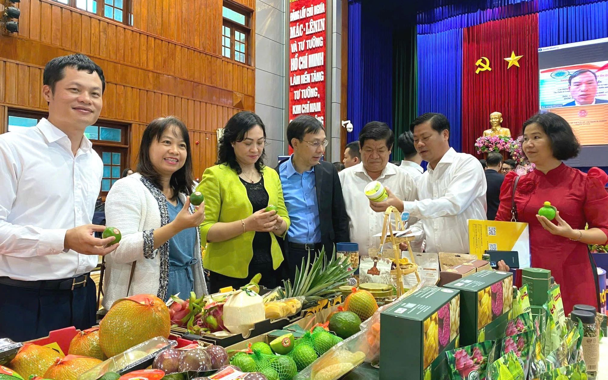 Video: Chương trình nông nghiệp ứng dụng công nghệ cao của Long An... - Ảnh 1.