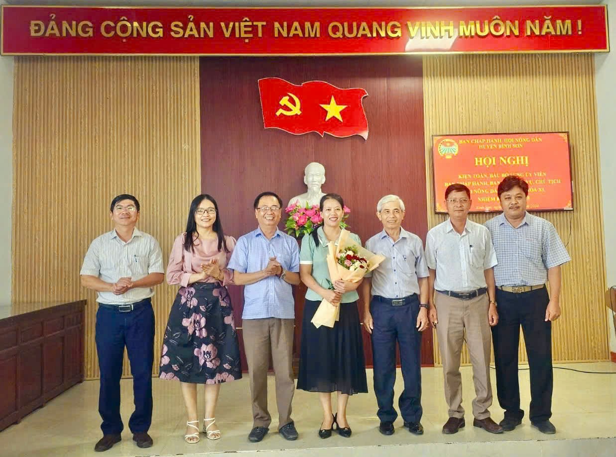 Quảng Ngãi: Hội Nông dân huyện Bình Sơn sơ kết công tác Hội và phong trào nông dân 9 tháng đầu năm 2024 - Ảnh 1.