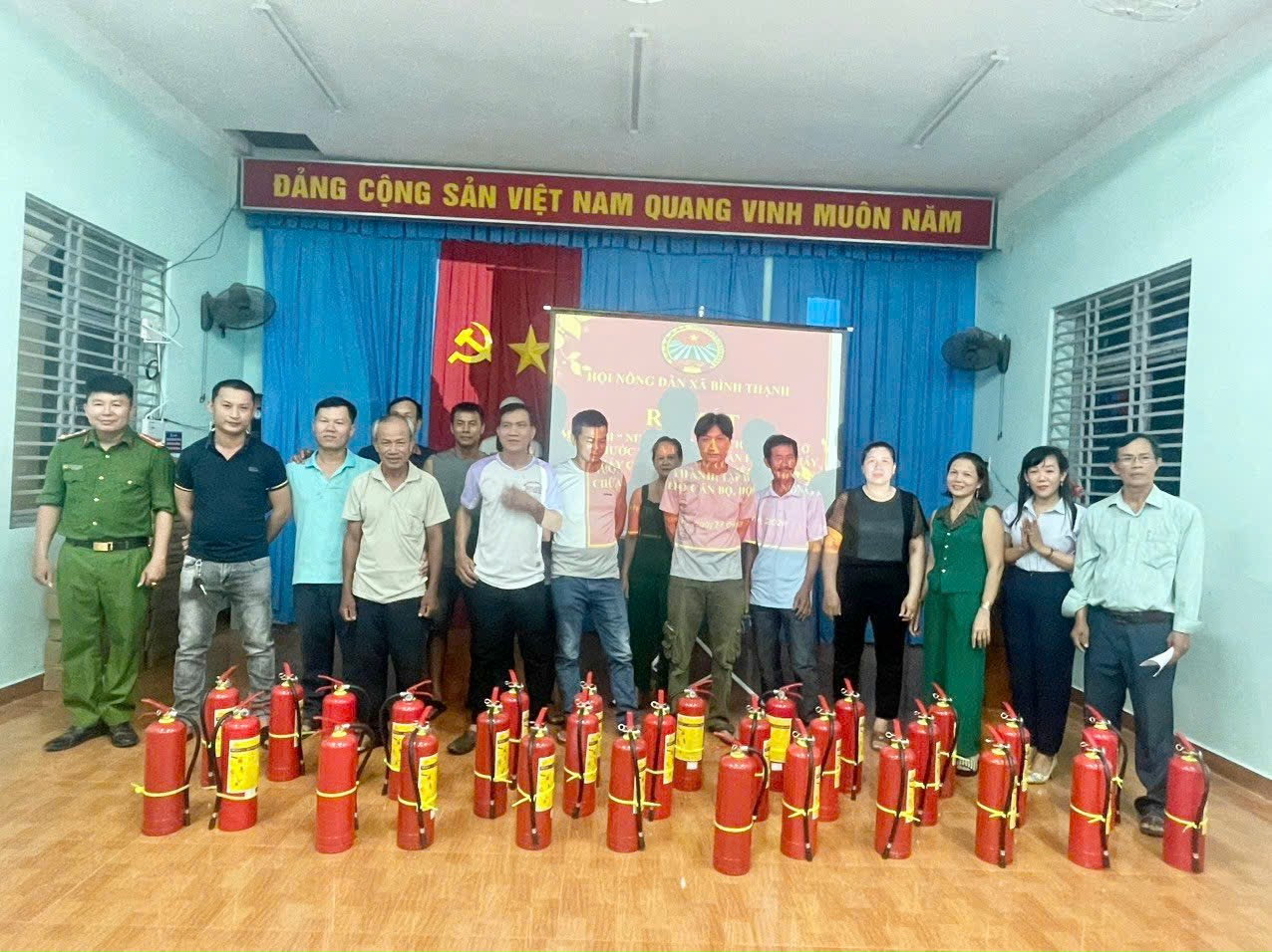 Quảng Ngãi: Hội Nông dân huyện Bình Sơn sơ kết công tác Hội và phong trào nông dân 9 tháng đầu năm 2024 - Ảnh 3.