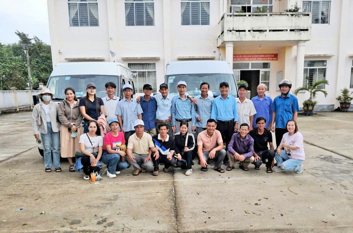 Quảng Ngãi: Hội Nông dân huyện Bình Sơn sơ kết công tác Hội và phong trào nông dân 9 tháng đầu năm 2024 - Ảnh 6.