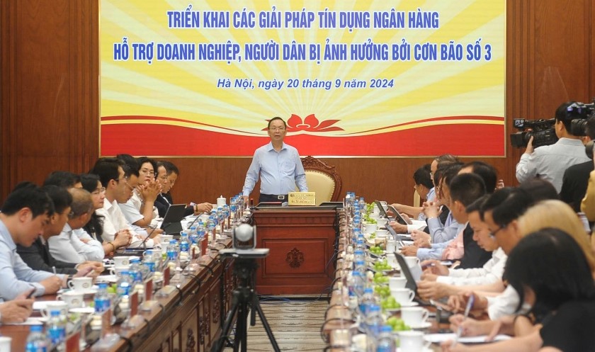 Chia sẻ khó khăn với đồng bào, doanh nghiệp, các ngân hàng chung tay - Ảnh 2.