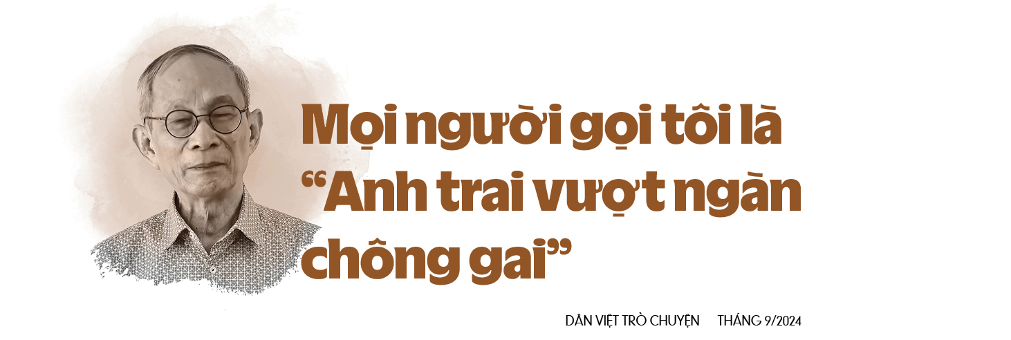 Thầy giáo nhận nuôi học sinh còn sống sót sau lũ quét: Sự nhân văn làm dịu nỗi đau Làng Nủ- Ảnh 11.