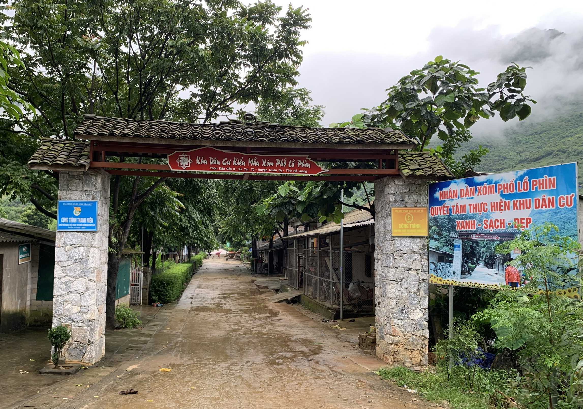 Một huyện ở Hà Giang đang quyết tâm tạo dựng một môi trường sống trong lành, bền vững cho người dân - Ảnh 4.