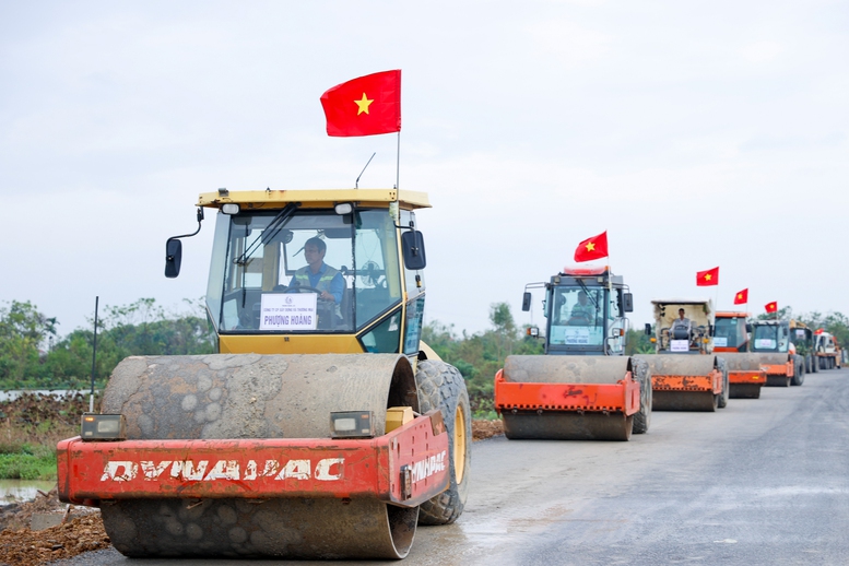 Thủ tướng yêu cầu hoàn thành đường Vành đai 4 qua Bắc Ninh cuối năm 2025 - Ảnh 2.