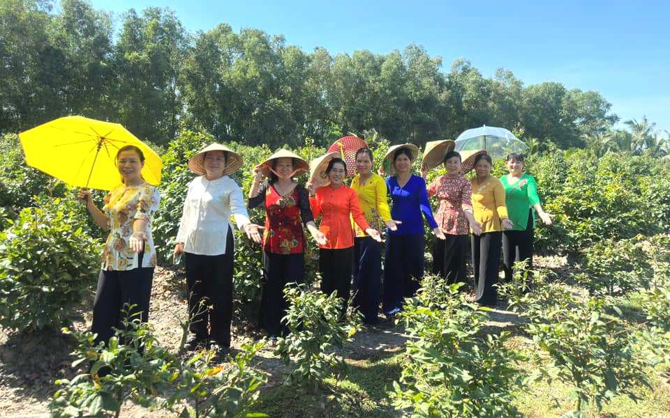 Video: Làng nghề mành trúc Tân Thông Hội đưa hình ảnh Việt Nam ra thế giới - Ảnh 1.