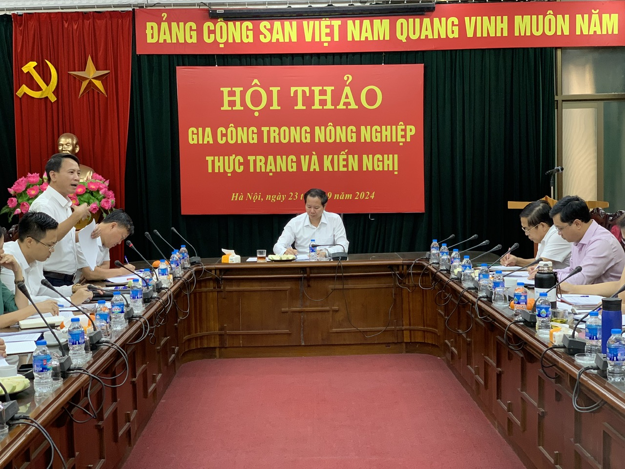 Trường Cán bộ Hội Nông dân Việt Nam tổ chức Hội thảo gia công trong nông nghiệp, thực trạng và kiến nghị - Ảnh 4.