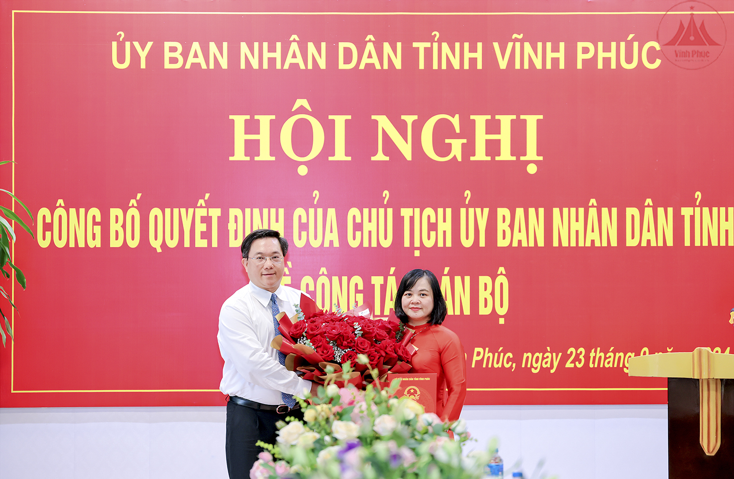 Chủ tịch UBND tỉnh Vĩnh Phúc bổ nhiệm nữ Giám đốc Sở Tài chính - Ảnh 1.